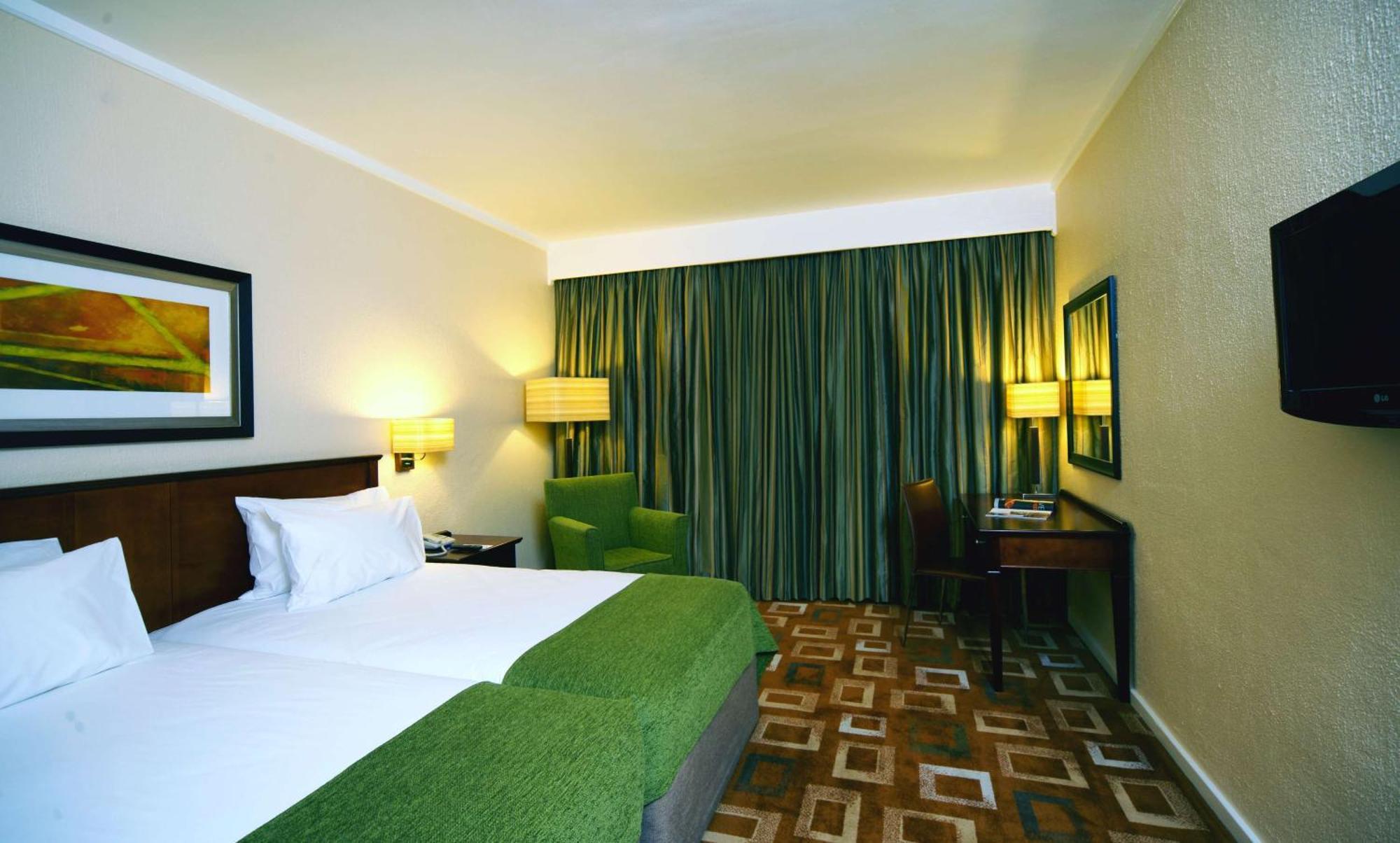 Garden Court Or Tambo International Airport Hotel Kempton Park Exterior photo